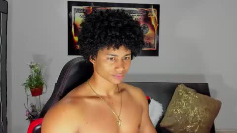 Snapshot of nathan_sexy247 chatting on 09-09-25, 10:37 Nathan online show from 09-09-25, 10:37