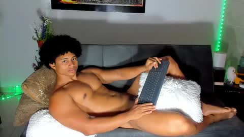 Snapshot of nathan_sexy247 chatting on 10-25-25, 09:53 Nathan online show from 10-25-25, 09:53