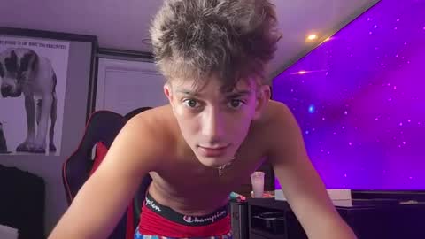 nathan_ttik online show from 07-26-26, 04:36