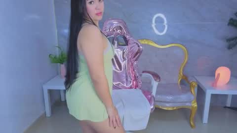 Snapshot of nati06_s chatting on 02-25-26, 12:59 Natalia online show from 02-25-26, 12:59