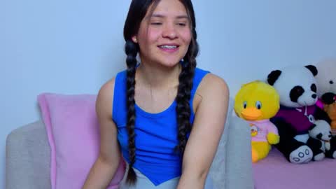 Snapshot of natisss_ chatting on 10-23-25, 11:14 Naty  online show from 10-23-25, 11:14