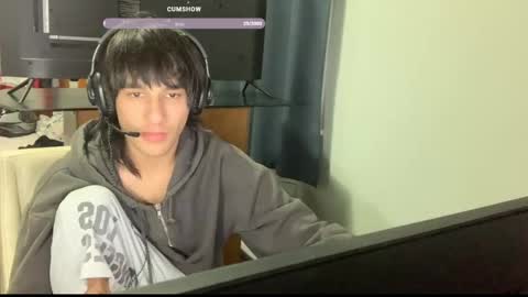 Snapshot of native_boy2 chatting on 11-16-25, 09:48 native_boy2 online show from 11-16-25, 09:48