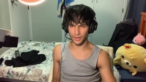 Snapshot of native_boy2 chatting on 12-14-25, 08:20 native_boy2 online show from 12-14-25, 08:20