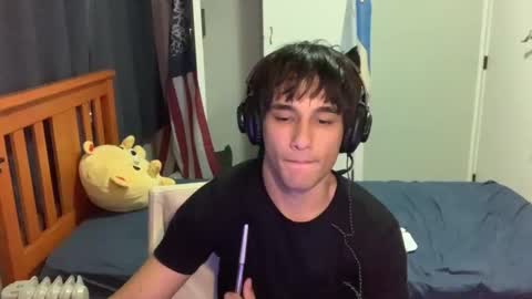 Snapshot of native_boy2 chatting on 12-21-25, 07:26 native_boy2 online show from 12-21-25, 07:26