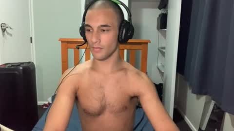 Snapshot of native_boy2 chatting on 01-06-26, 09:02 native_boy2 online show from 01-06-26, 09:02