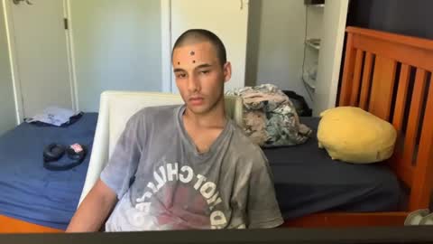 Snapshot of native_boy2 chatting on 01-11-26, 02:38 native_boy2 online show from 01-11-26, 02:38