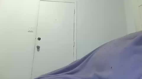 Snapshot of natou3x chatting on 10-13-25, 04:51 natou3x online show from 10-13-25, 04:51