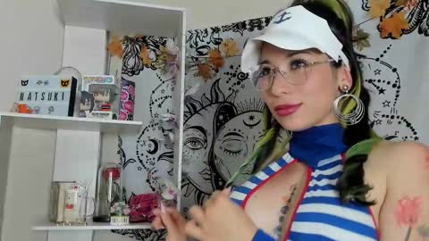 Snapshot of natsuki_09 chatting on 10-16-25, 03:40 Nat  online show from 10-16-25, 03:40