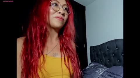 Snapshot of natt15 chatting on 01-21-25, 10:51 Natalia online show from 01-21-25, 10:51