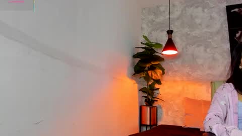 Snapshot of natt_collins chatting on 12-15-25, 04:06 Natalia online show from 12-15-25, 04:06