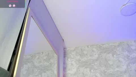 Natalia online show from 04-20-26, 03:09