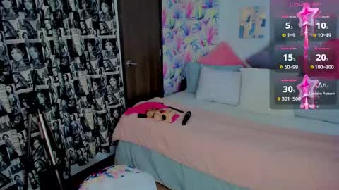 Snapshot of nattahottt chatting on 02-15-26, 11:45 NATTA online show from 02-15-26, 11:45