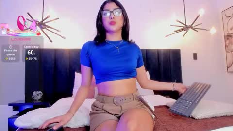 Snapshot of nattashaa7 chatting on 09-21-25, 11:34 nattashaa online show from 09-21-25, 11:34