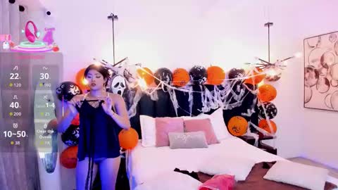 Snapshot of nattashaa7 chatting on 10-31-25, 11:11 nattashaa online show from 10-31-25, 11:11