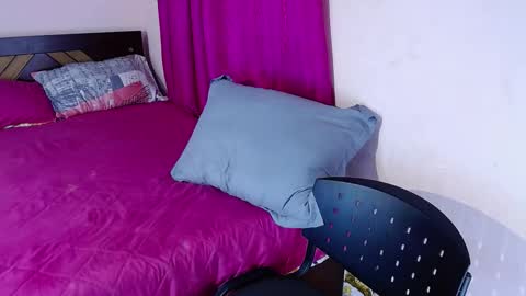 Snapshot of natty_01 chatting on 12-05-24, 06:21 natalia online show from 12-05-24, 06:21