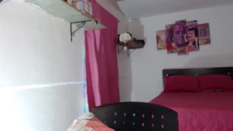 Snapshot of natty_01 chatting on 12-23-24, 10:42 natalia online show from 12-23-24, 10:42