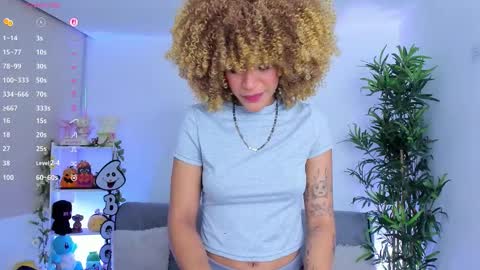 Snapshot of natty_romanof_1 chatting on 10-06-25, 10:34 natty online show from 10-06-25, 10:34