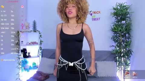 Snapshot of natty_romanof_1 chatting on 11-11-25, 11:32 natty online show from 11-11-25, 11:32