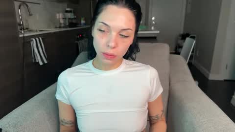 NATTY FIERROS online show from 02-02-25, 08:35