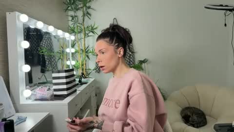 NATTY FIERROS online show from 04-13-26, 05:18