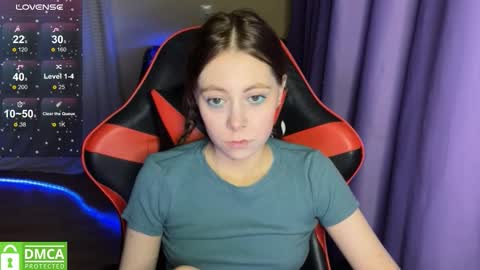 Snapshot of natural_babe666 chatting on 11-21-25, 08:51 natural_babe666 online show from 11-21-25, 08:51