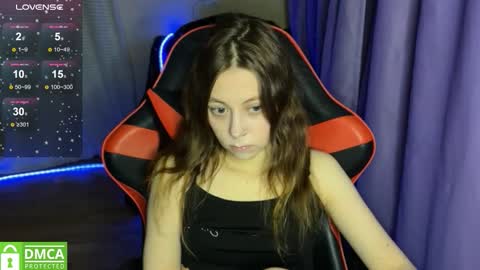 Snapshot of natural_babe666 chatting on 12-16-25, 07:52 natural_babe666 online show from 12-16-25, 07:52