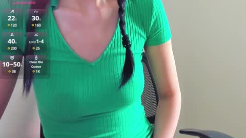 Snapshot of natural_form chatting on 03-09-25, 08:51 peach online show from 03-09-25, 08:51