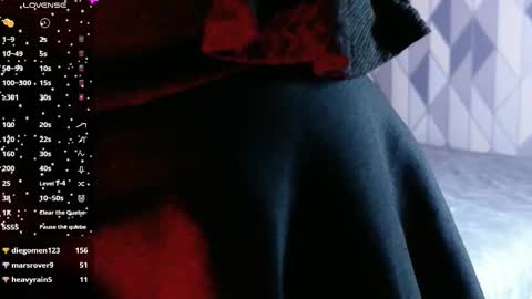 Gwen  online show from 09-20-25, 07:48