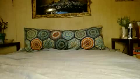 natureboundlovers online show from 01-12-26, 02:06