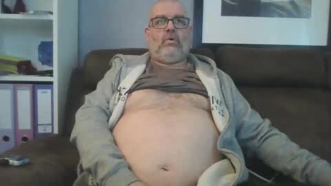 Snapshot of naturistmale45 chatting on 02-04-25, 11:49 naturistmale45 online show from 02-04-25, 11:49