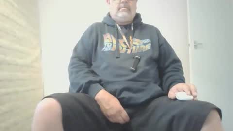 Snapshot of naturistmale45 chatting on 09-11-25, 10:48 naturistmale45 online show from 09-11-25, 10:48