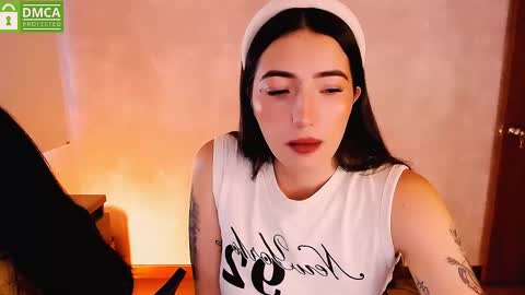 Natalia  Valeria online show from 01-09-25, 11:25