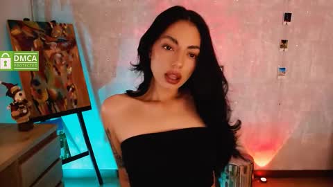 Snapshot of natval_ chatting on 12-21-25, 07:04 Natalia Valeria online show from 12-21-25, 07:04