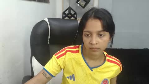 Snapshot of naty_18_ chatting on 06-17-26, 09:16 naty online show from 06-17-26, 09:16