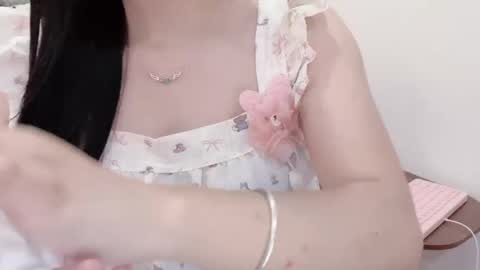 Kiki online show from 06-01-26, 02:13