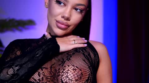 Naty online show from 12-23-24, 10:55