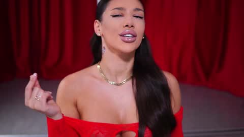 Naty online show from 01-28-25, 07:53