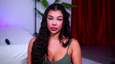 Snapshot of natydesiree chatting on 10-04-25, 09:07 Naty online show from 10-04-25, 09:07