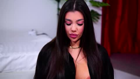 Naty online show from 10-05-25, 09:18