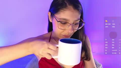Snapshot of natysaenz1 chatting on 05-09-26, 09:14 Natalia online show from 05-09-26, 09:14