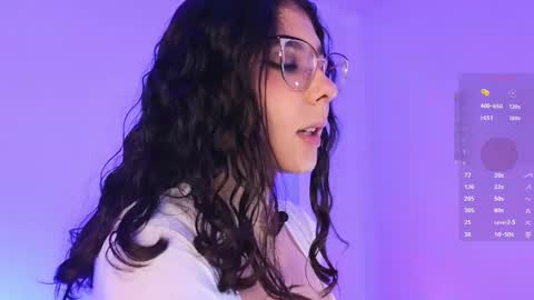 Snapshot of natysaenz1 chatting on 05-11-26, 09:15 Natalia online show from 05-11-26, 09:15
