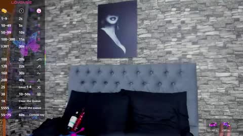 Snapshot of natyvelvett chatting on 04-11-26, 02:10 NATY online show from 04-11-26, 02:10