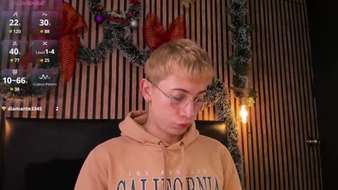 Christopher  Chris online show from 12-12-24, 12:33