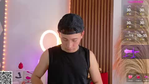 Christopher  Chris online show from 09-18-25, 01:35