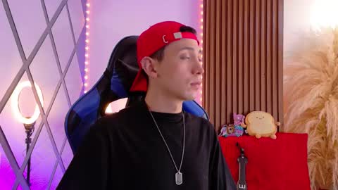 Christopher  Chris online show from 09-22-25, 11:45