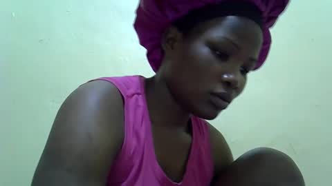 candy online show from 10-04-25, 09:18