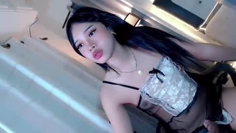 Snapshot of naughty_cutiepie chatting on 05-23-26, 12:53 itsyourgirl kiara online show from 05-23-26, 12:53