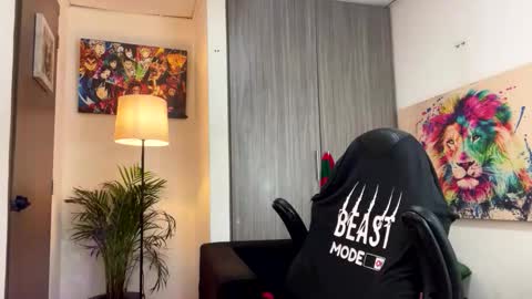 Miller online show from 12-20-25, 11:39