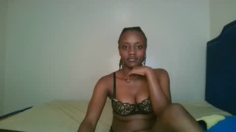 naughty_ellaa online show from 09-26-25, 06:50