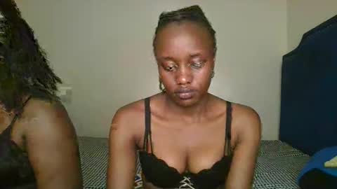 naughty_ellaa online show from 10-04-25, 05:55